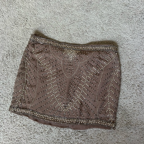 Haute Hippie 100% silk beaded mini skirt size Small
